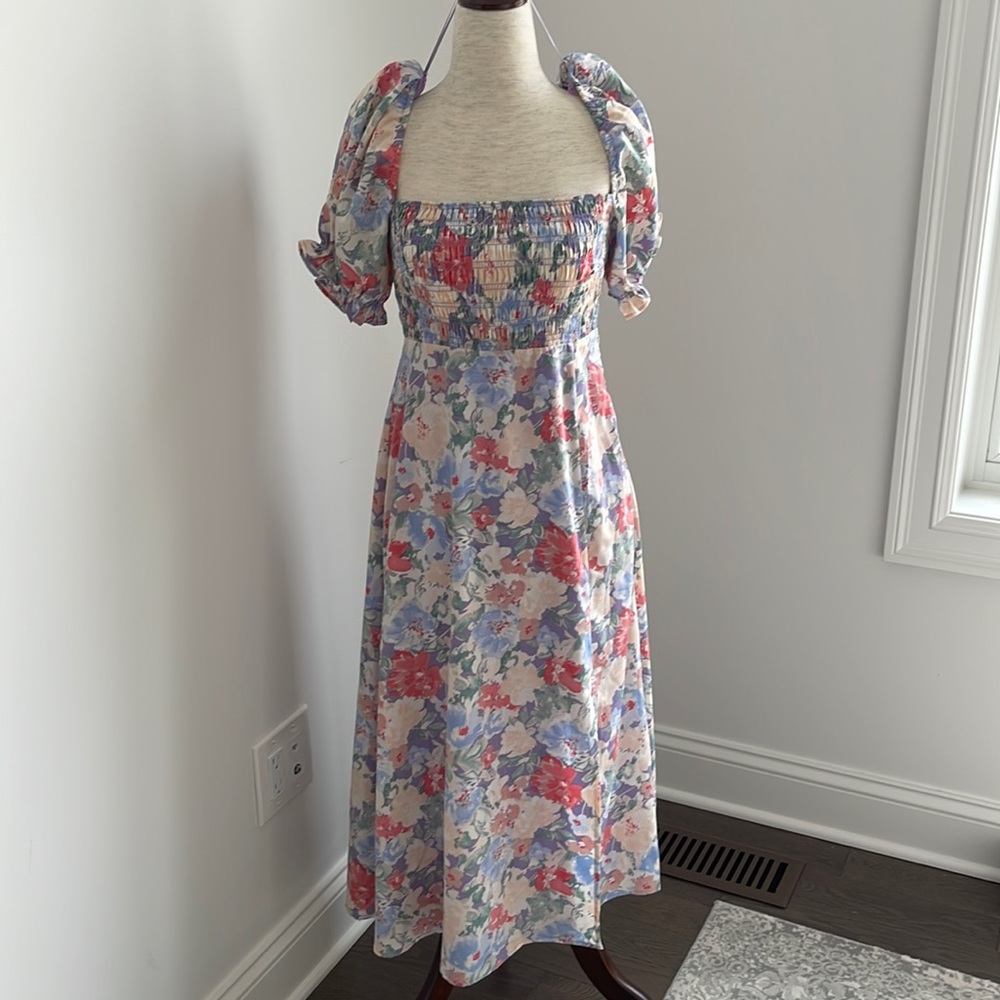 ASTR the label smocked puff-sleeve dress